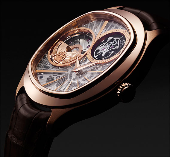 Piaget Emperador Coussin Tourbillon automatique extra-plat de profile