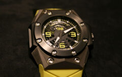 Oktopus II Linde Werdelin watch