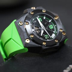 Linde-Werdelin-Oktopus-Double-Date-Carbon-Green