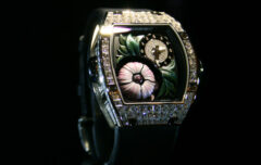 Montre-Richard-Mille-RM-19-02-Tourbillon-Fleur