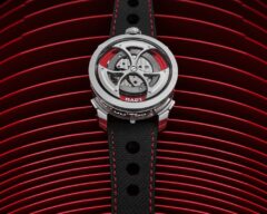 Montre MAD-EDITIONS_MAD1-RED_Lifestyle2_Lres