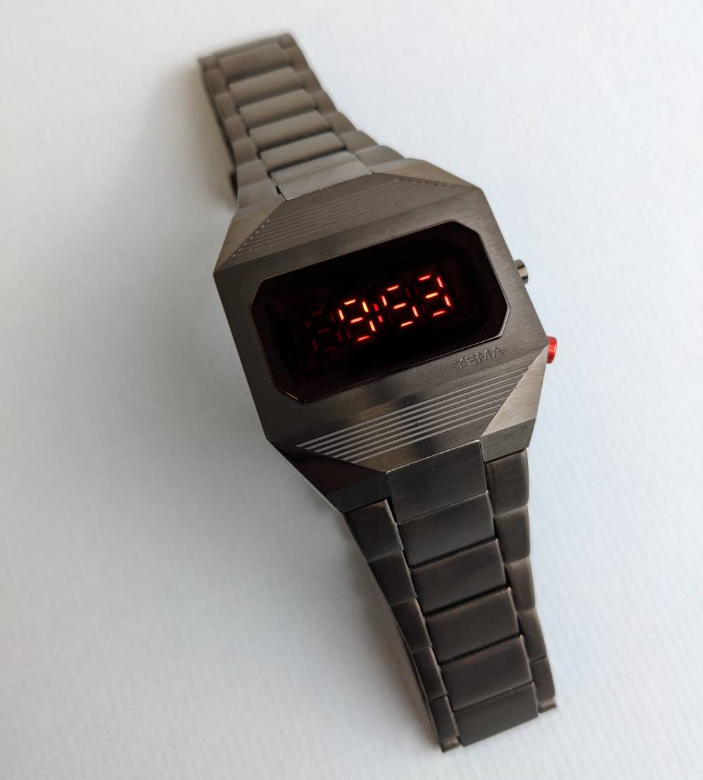 Yema Led Kavinsky - Page 3 Montres-Yema-Kavinsky-Led