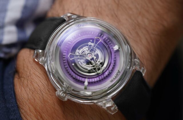 Artya Tourbillon central
