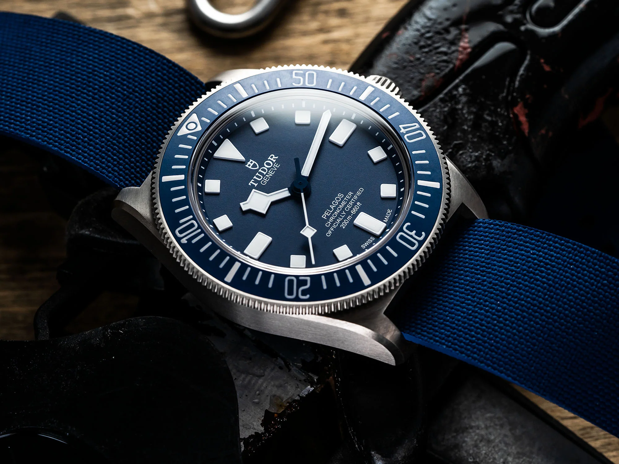 cadran bleu montre Tudor