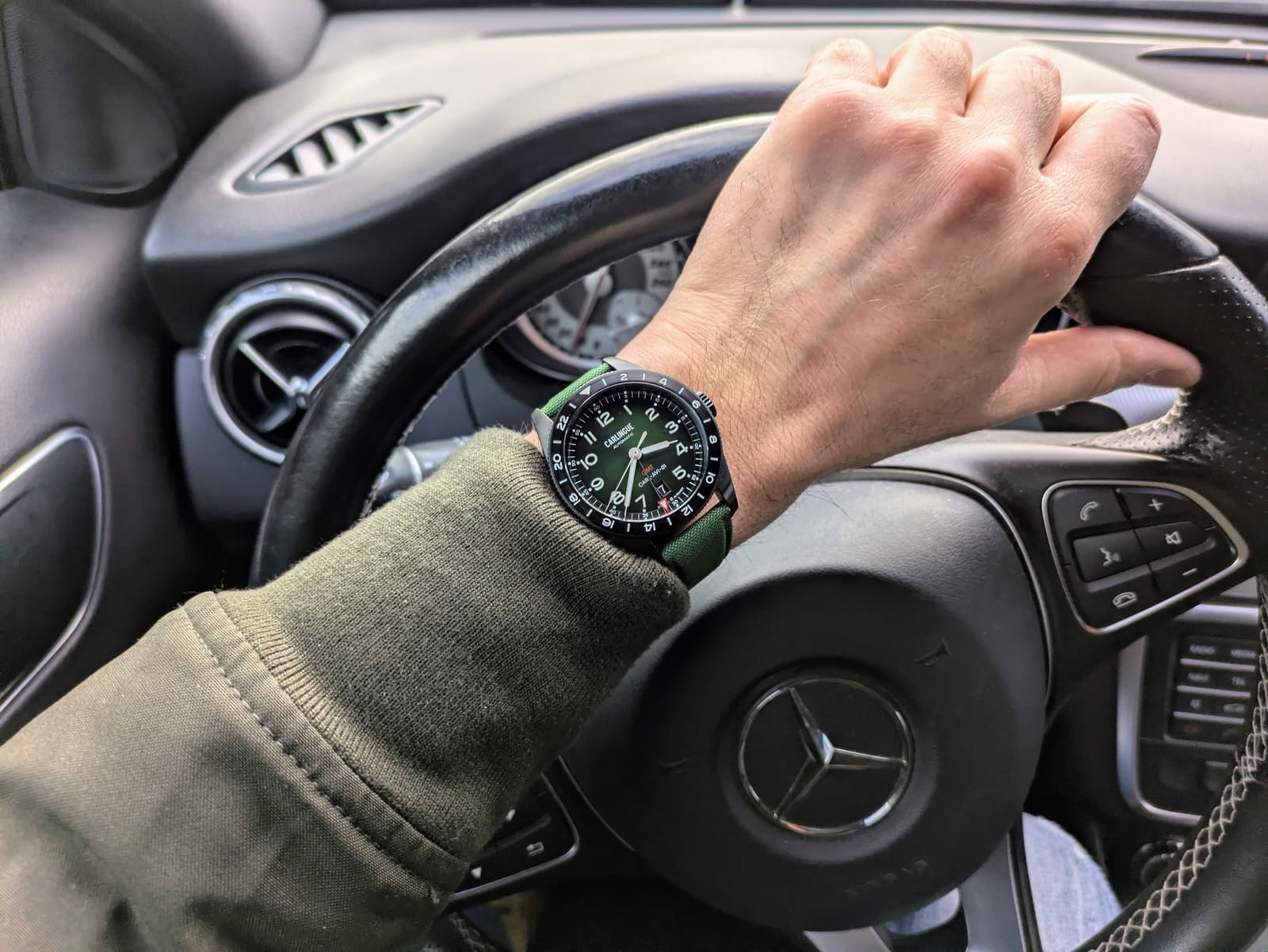 Revue Montre Carlingue aviation 01