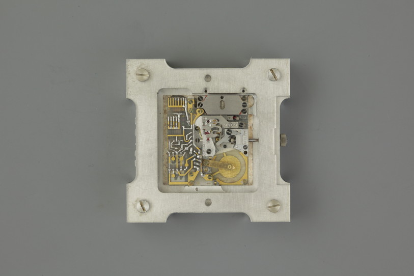 mouvement quartz suisse beta 1