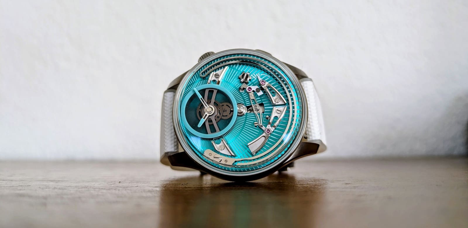 Christopher Ward C1 Bel Canto Lumière montre