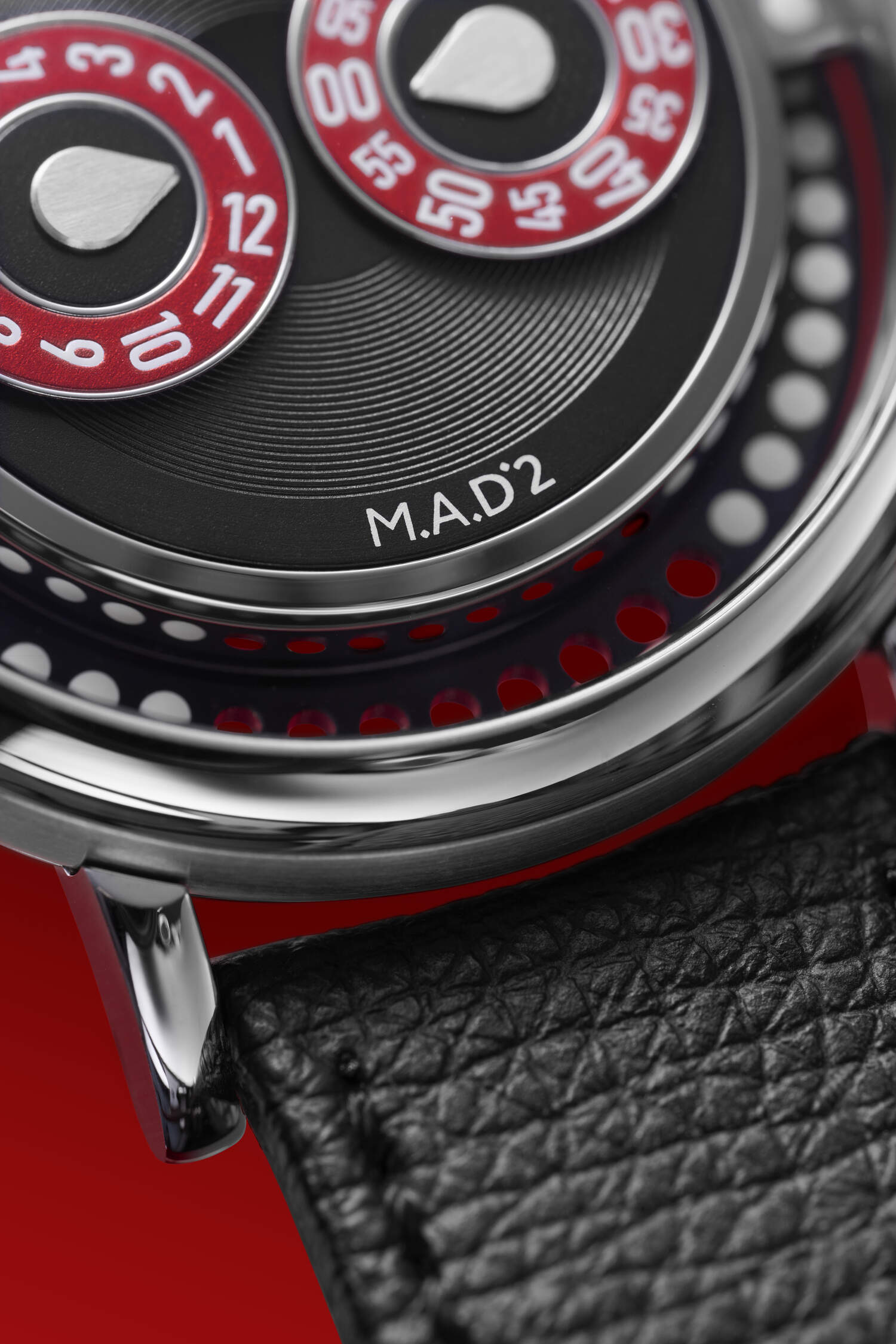 Montres MAD Editions_MAD2_R_B_Lifestyle