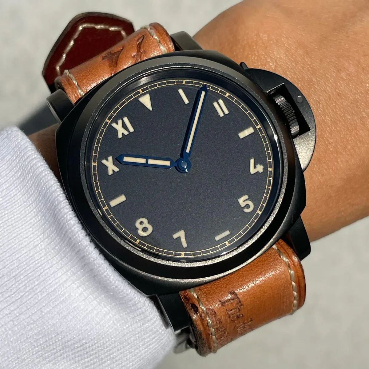 Caractéristiques de cadran montre california