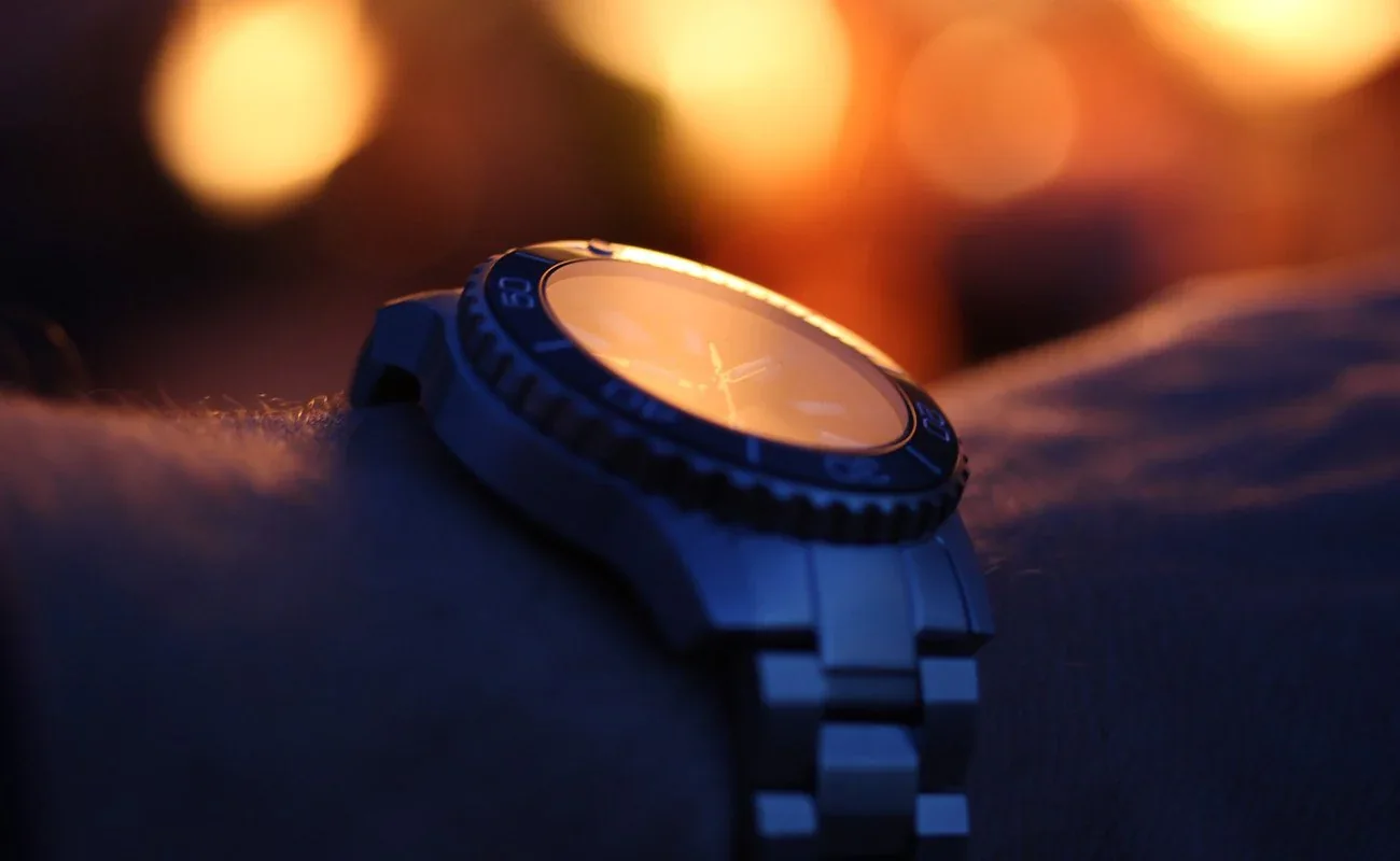 Présentation de montres verre minéral saphir