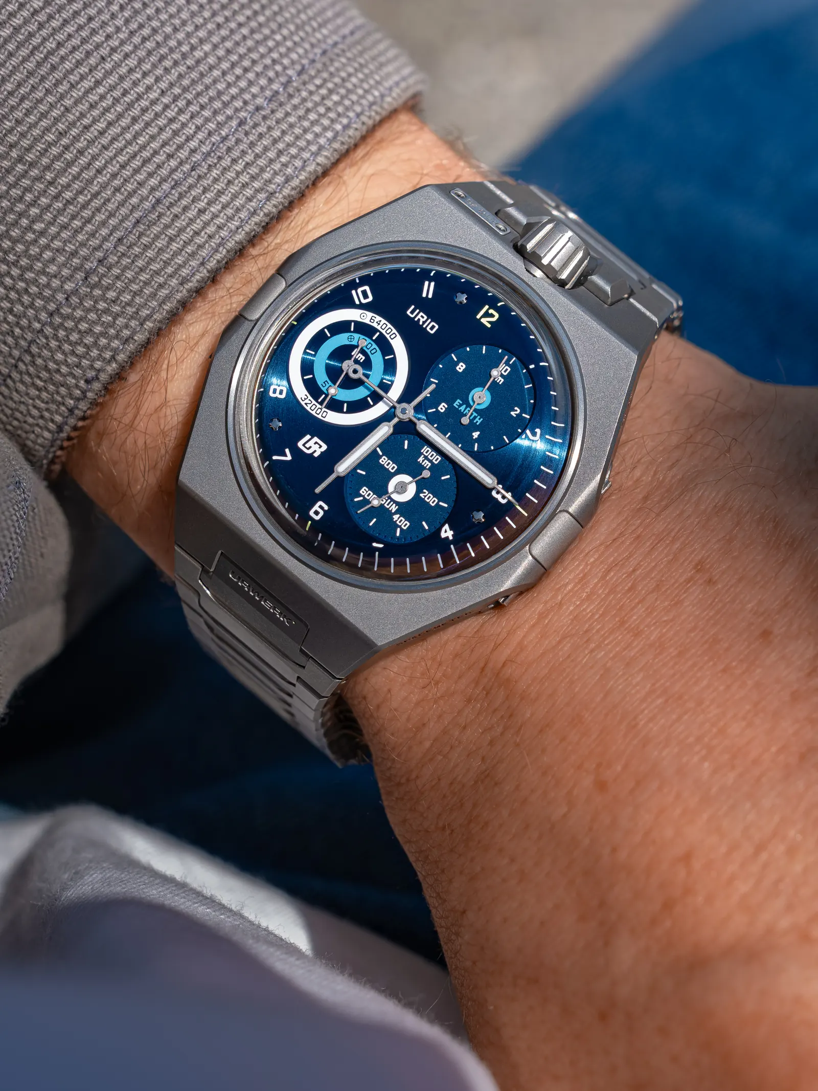 Caractéristiques de montre urwerk spacemeter blue