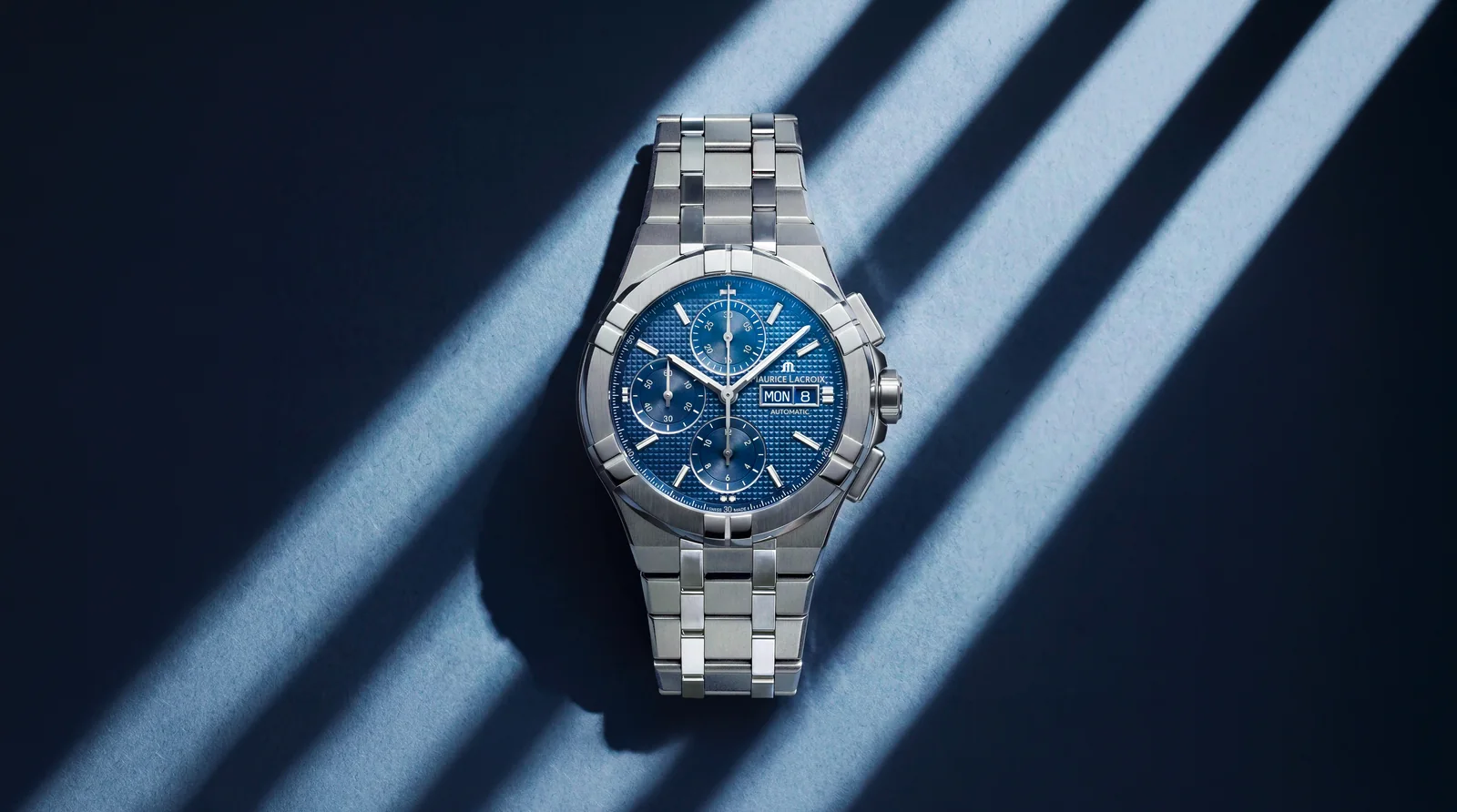 Détails de maurice lacroix aikon automatic chronograph